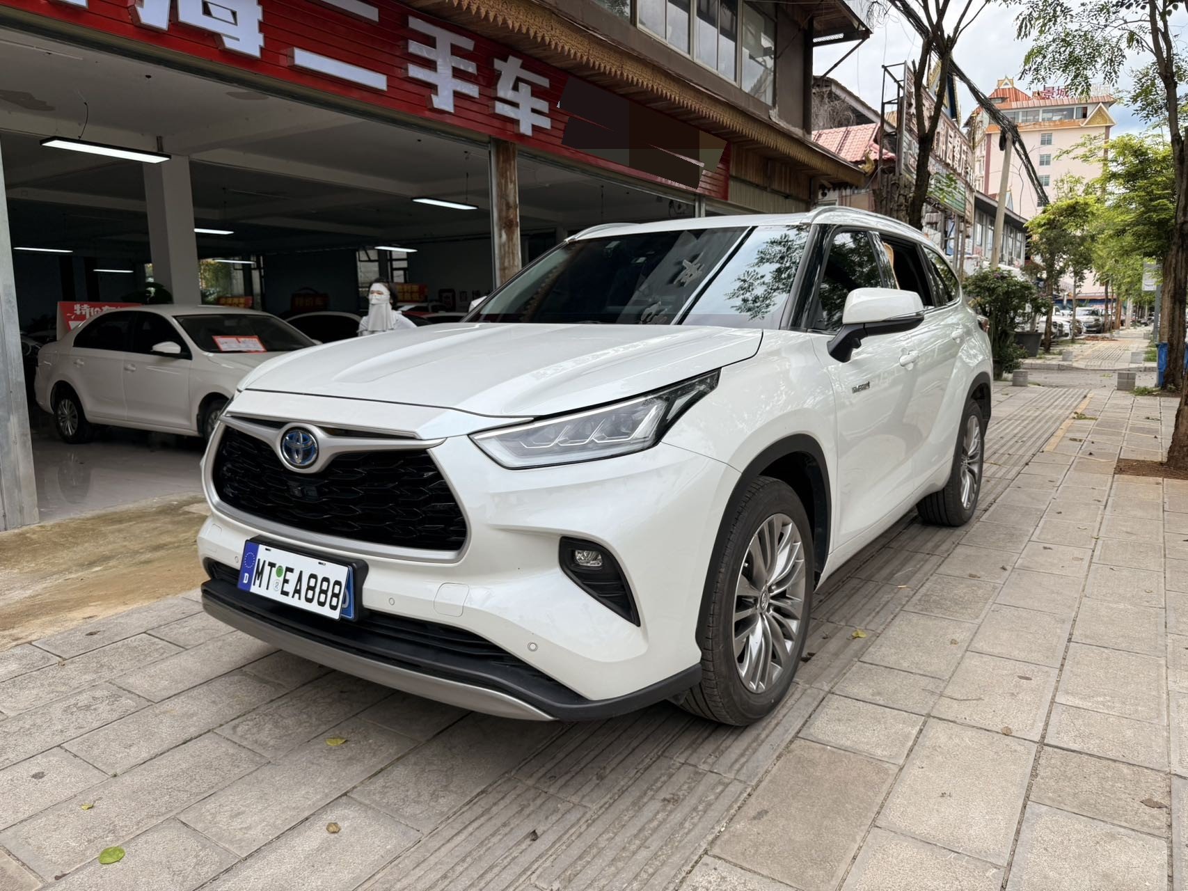 Toyota 2022 Highlander Hybrid 2.5 CVT 4WD Prestige 7-seater